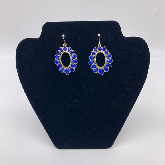 Beautiful Large Gold Tone Royal Blue Faced Teardrop Lucite Gem Vtg. Earrings - Picture 2 of 6